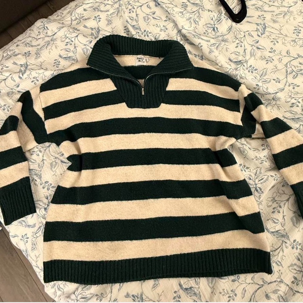 Princess Polly Forest Green and Cream Sweater